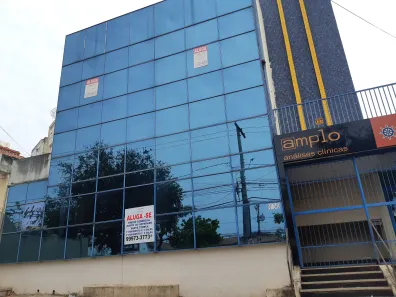 Prédio Comercial com 6 Quartos para alugar, 350m² no Setor Central, Goiânia