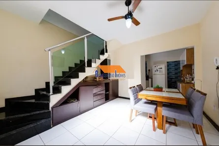 Casa com 2 Quartos à venda, 60m² no João Pinheiro, Belo Horizonte