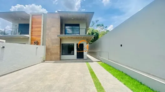 Casa com 3 Quartos à venda, 175m² no Marmeleiro, Atibaia