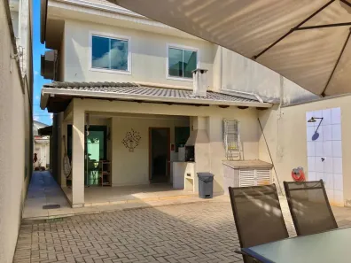 Sobrado com 3 Quartos à venda, 210m² no Jardim Atlântico, Goiânia