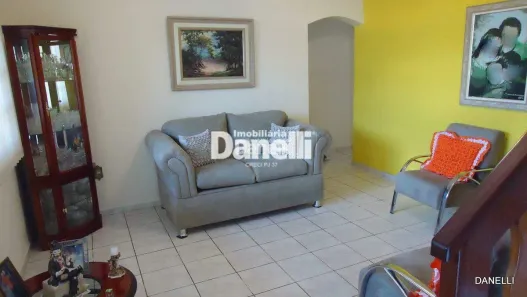 Casa com 4 Quartos à venda, 337m² no Quiririm, Taubaté