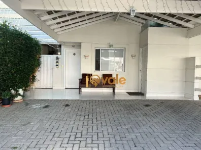 Casa de Condomínio com 3 Quartos à venda, 100m² no Condomínio Residence Club, Jacareí