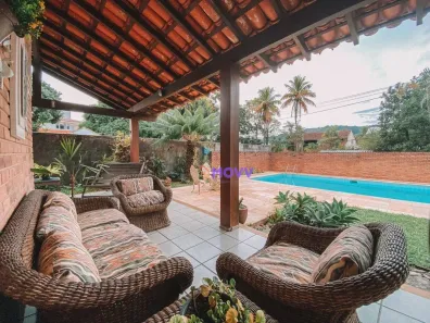 Casa com 4 Quartos à venda, 600m² no Itaipu, Niterói