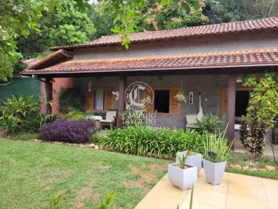 Casa com 3 Quartos à venda, 160m² no Itaipava, Petrópolis