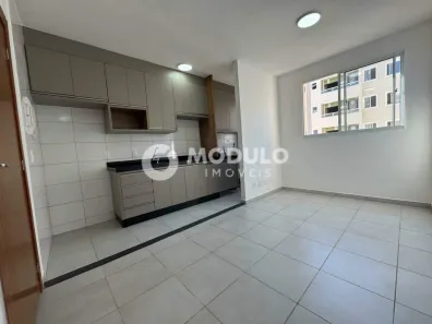 Apartamento com 2 Quartos à venda, 41m² no Jardim Patrícia, Uberlândia