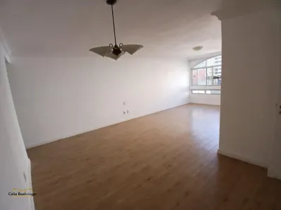 Apartamento com 3 Quartos para alugar, 135m² no Jardim Europa, São Paulo