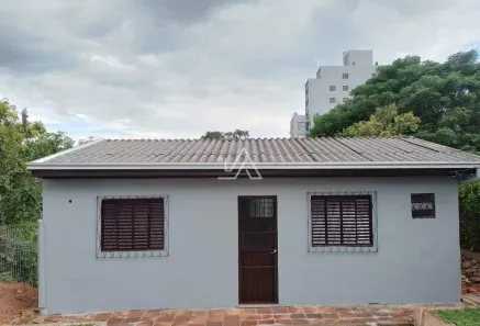 Casa com 2 Quartos para alugar, 48m² no Vila Rodrigues, Passo Fundo