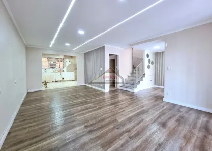 Imóvel Comercial com 4 Quartos para alugar, 220m² no Jardim Caravelas, São Paulo