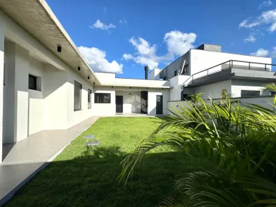 Casa de Condomínio com 3 Quartos à venda, 190m² no Camobi, Santa Maria