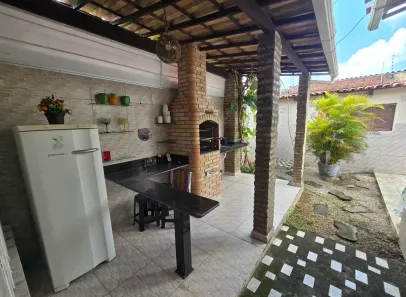 Casa com 3 Quartos à venda, 360m² no Pitimbu, Natal