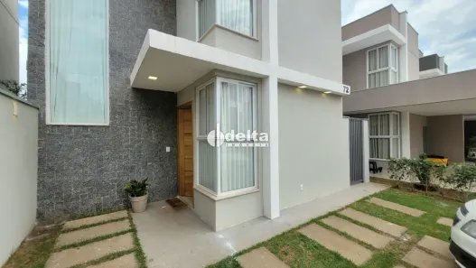 Casa de Condomínio com 3 Quartos à venda, 90m² no Bosque dos Buritis, Uberlândia
