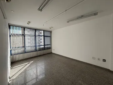 Sala Comercial com 1 Quarto à venda, 38m² no Cerqueira César, São Paulo