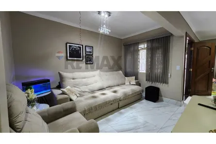 Sobrado com 5 Quartos à venda, 270m² no Guará I, Brasília