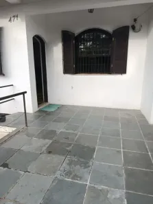 Casa com 3 Quartos à venda, 150m² no Vila Moderna, Resende