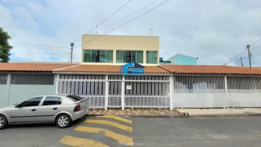 Sobrado com 4 Quartos à venda, 259m² no Riacho Fundo I, Brasília