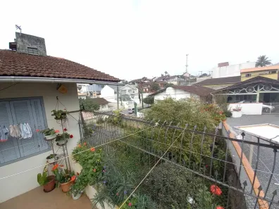 Casa com 3 Quartos à venda, 280m² no Floresta, Joinville