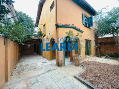 Sobrado com 3 Quartos para alugar, 145m² no Pinheiros, São Paulo