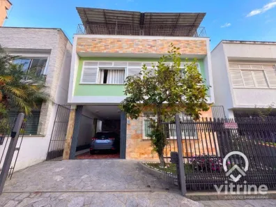 Casa com 5 Quartos à venda, 297m² no Centro, Nova Friburgo
