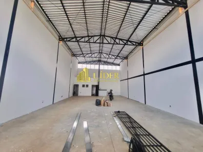 Galpão/Depósito/Armazém para alugar, 200m² no Laranjeiras, Uberlândia