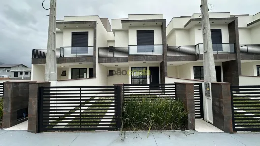 Sobrado com 2 Quartos à venda, 99m² no Praia de Fora, Palhoça