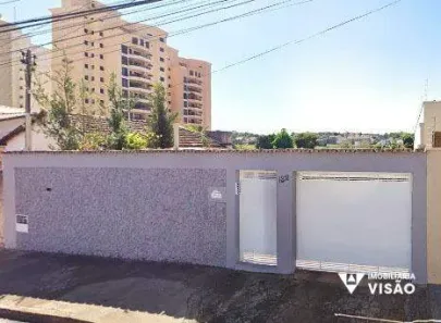 Casa com 4 Quartos à venda, 220m² no Mercês, Uberaba