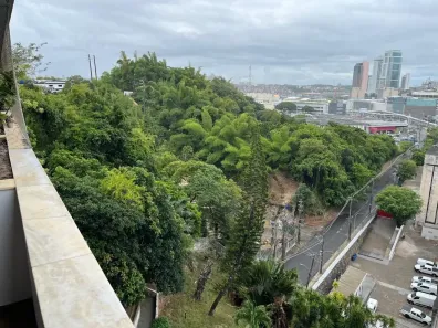 Apartamento com 4 Quartos à venda, 216m² no Barbalho, Salvador