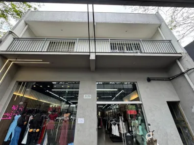 Apartamento com 3 Quartos para alugar, 300m² no Jardim Alvorada, Maringá