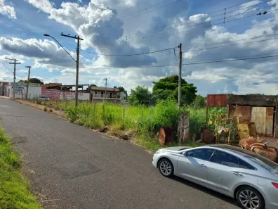 Lote/Terreno à venda, 369m² no Dona Zulmira, Uberlândia