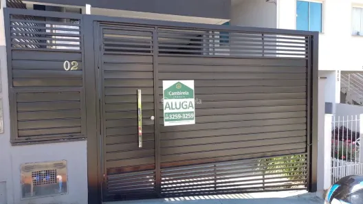 Casa com 2 Quartos para alugar, 94m² no Bela Vista, Palhoça