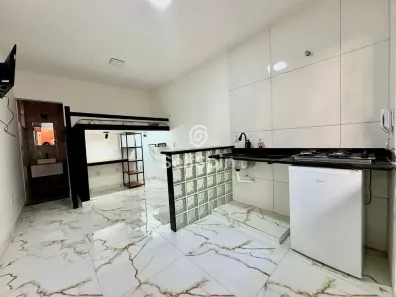 Casa com 1 Quarto para alugar, 20m² no São Domingos, Niterói