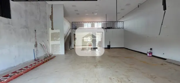Ponto Comercial para alugar, 225m² no Granada, Uberlândia