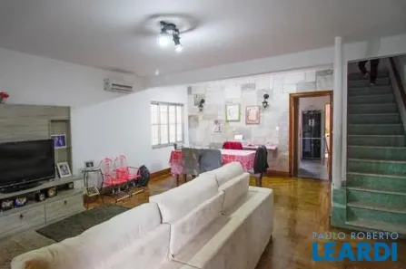 Casa com 3 Quartos à venda, 212m² no Vila Anglo Brasileira, São Paulo
