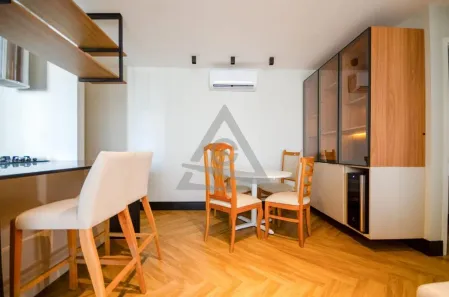 Apartamento com 2 Quartos para alugar, 79m² no Cambuí, Campinas