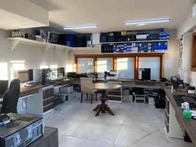 Sala Comercial à venda, 79m² no Centro, Canela