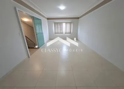 Sobrado com 3 Quartos para alugar, 241m² no Jardim Patrícia, Uberlândia