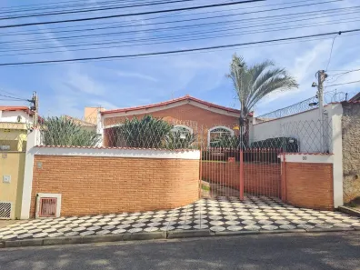 Casa com 3 Quartos à venda, 205m² no Vila Trujillo, Sorocaba