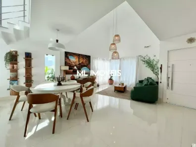 Casa com 3 Quartos à venda, 280m² no Balneário das Garças, Rio das Ostras