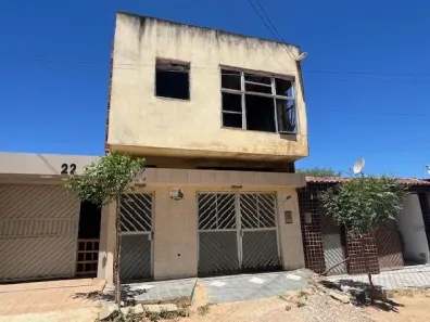 Casa com 3 Quartos à venda, 125m² no , Toritama