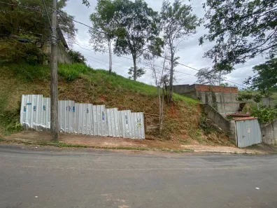 Lote/Terreno à venda, 683m² no Granbery, Juiz de Fora