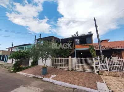Casa com 6 Quartos à venda, 280m² no Torres, Torres