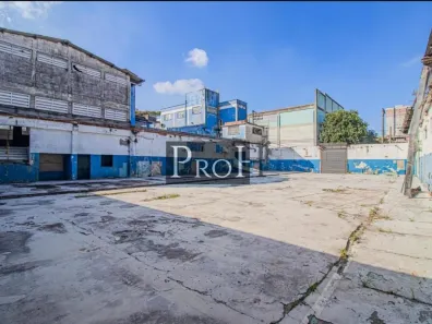 Galpão/Depósito/Armazém à venda, 2800m² no Santo Antônio, São Caetano do Sul