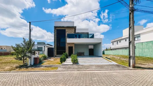 Apartamento com 4 Quartos para alugar, 257m² no Cidade Alpha, Eusébio