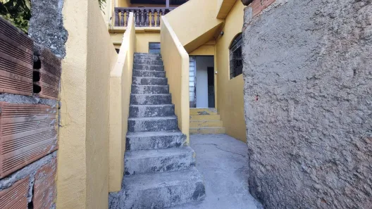 Casa com 2 Quartos para alugar, 80m² no Senhora de Fátima, Betim
