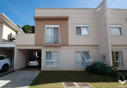 Sobrado com 3 Quartos à venda, 131m² no Abranches, Curitiba
