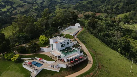 Imóvel Comercial à venda, 120000m² no Alta Vista, Córrego do Bom Jesus