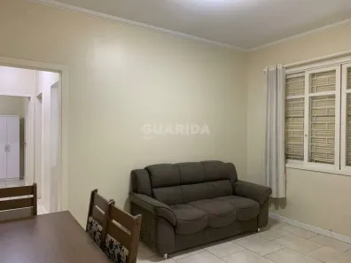 Apartamento com 3 Quartos para alugar, 80m² no Santana, Porto Alegre