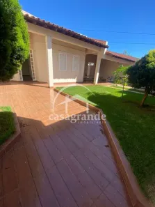 Casa com 6 Quartos à venda, 295m² no Santa Mônica, Uberlândia
