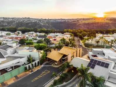 Casa de Condomínio com 3 Quartos à venda, 190m² no Jardim Colibri, Marília