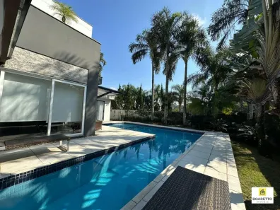 Casa de Condomínio com 4 Quartos à venda, 431m² no Floresta, Joinville