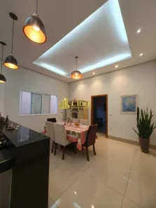 Casa com 4 Quartos para alugar, 320m² no Santa Mônica, Uberlândia